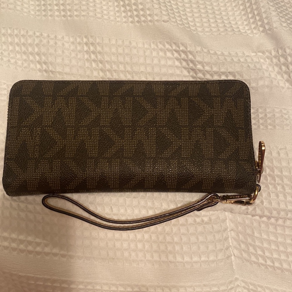 Wallet - Picture 2 of 5